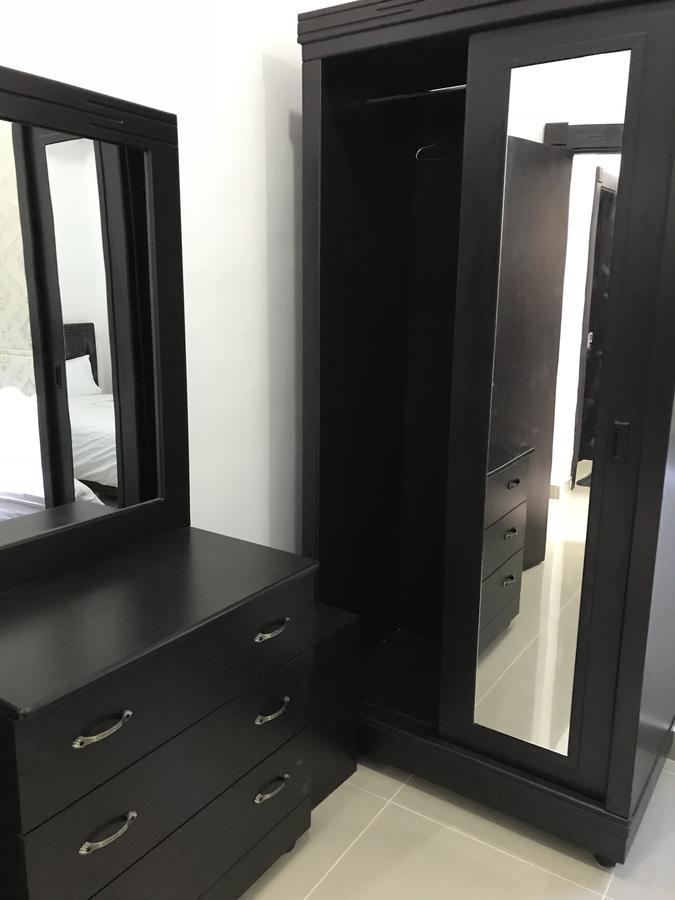 Heidelberg Apartment Кувейт Екстериор снимка