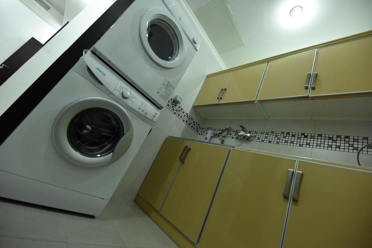 Heidelberg Apartment Кувейт Екстериор снимка
