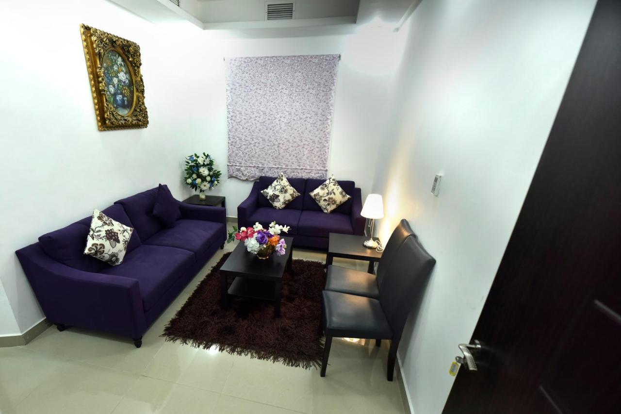 Heidelberg Apartment Кувейт Екстериор снимка