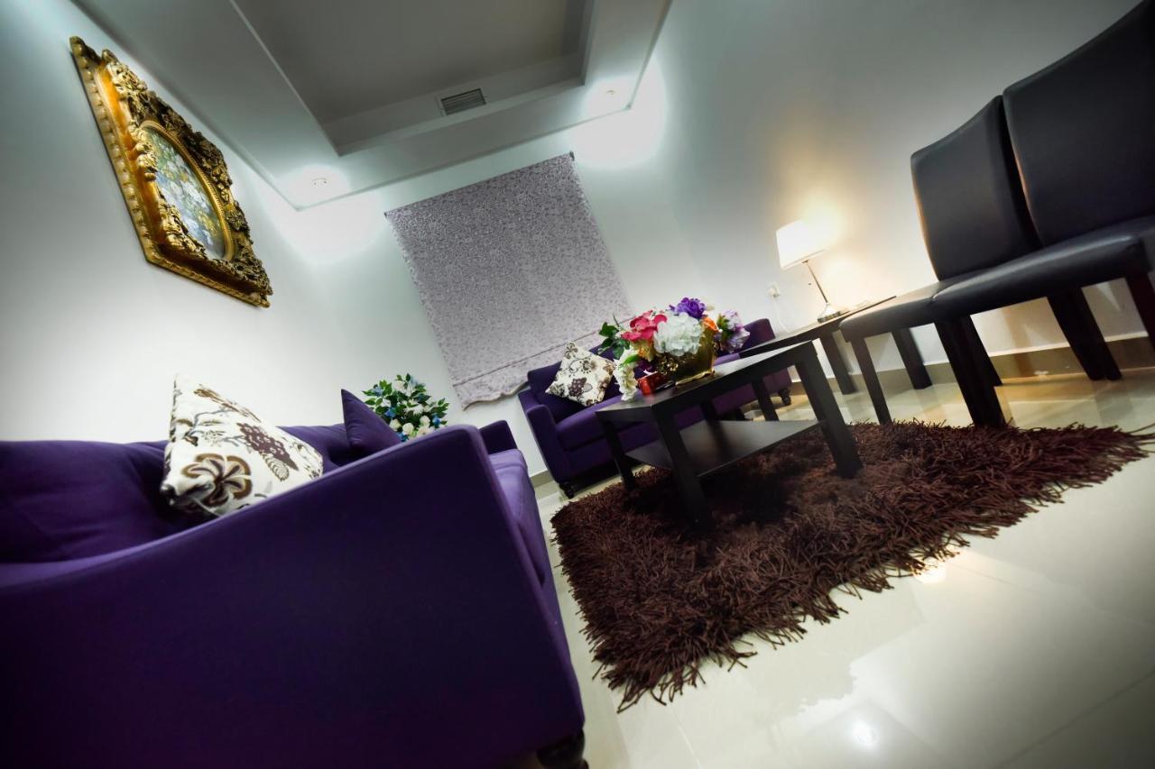 Heidelberg Apartment Кувейт Екстериор снимка