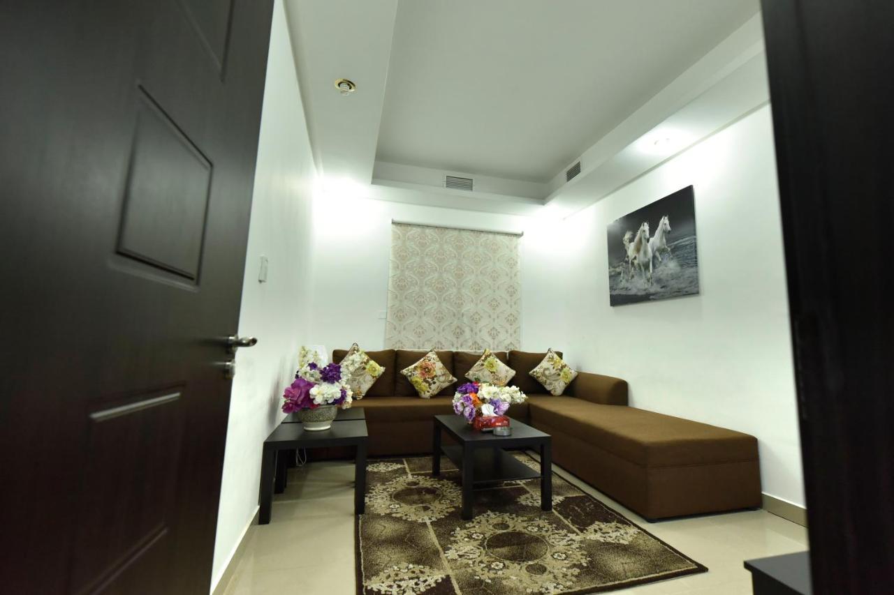 Heidelberg Apartment Кувейт Екстериор снимка