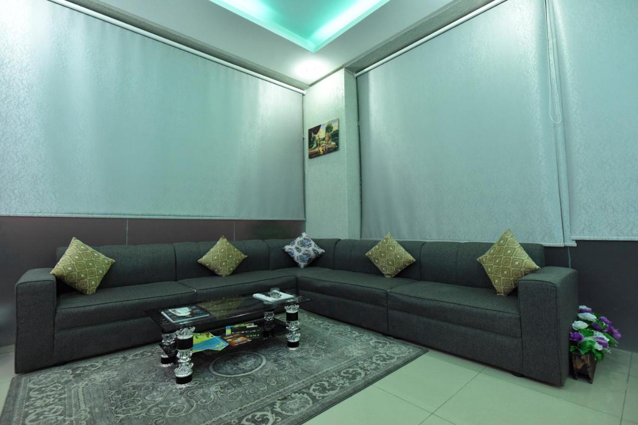 Heidelberg Apartment Кувейт Екстериор снимка