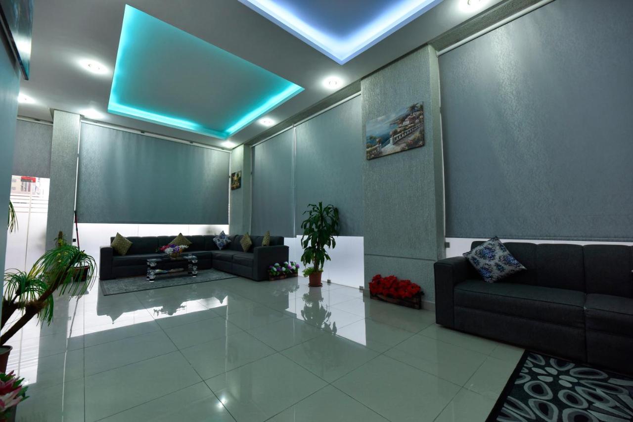 Heidelberg Apartment Кувейт Екстериор снимка